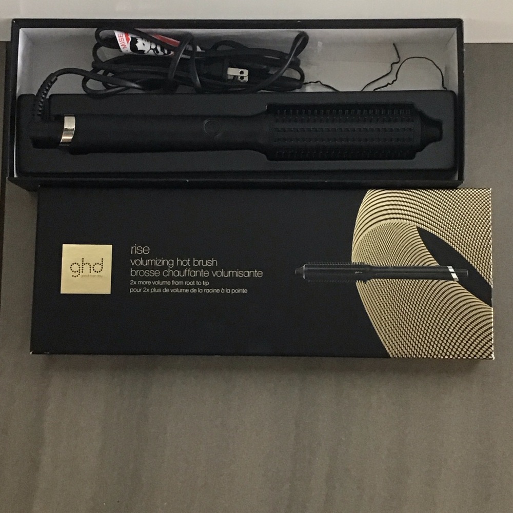 GHD Black and Gold Rise Hot Brush